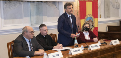 “Una nuova cultura della pace, partendo dai più giovani”, il monito di Monsignor Di Pietro in Aula Magna