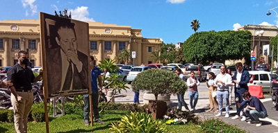 Commemorazione Strage di Via D’Amelio, deposta la corona di fiori sotto l’albero Borsellino